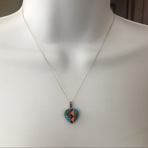 Navajo inlay style pendant & sterling silver chain - Picture 4 of 4